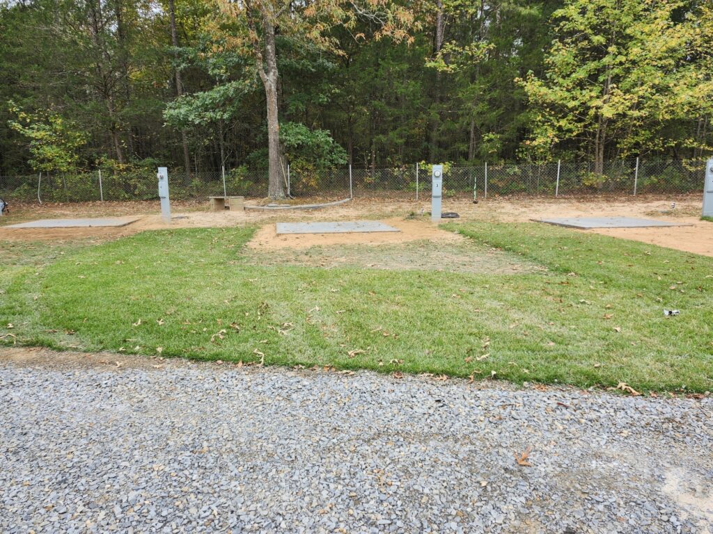 experience quite country living at enders rv park (9)